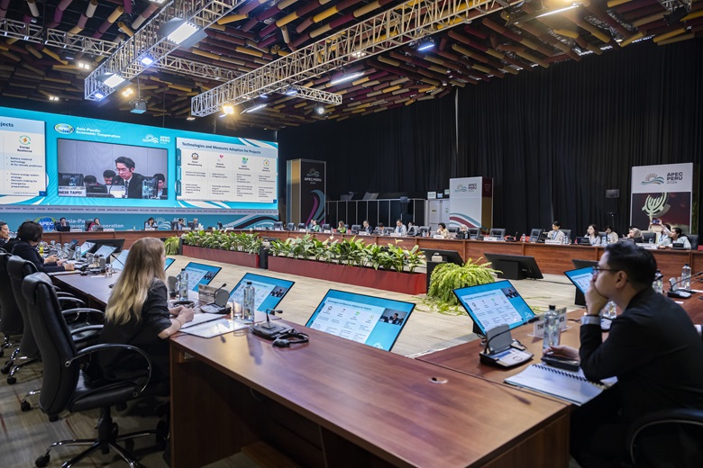 53558591258_2bf9fda1d3_k