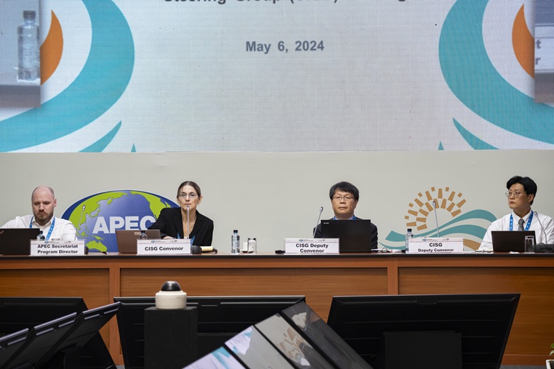 apc_7363_apec_53703052123_o
